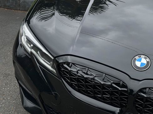 Used 2019 BMW 330i Sedan w/ M Sport Package RWD image 23