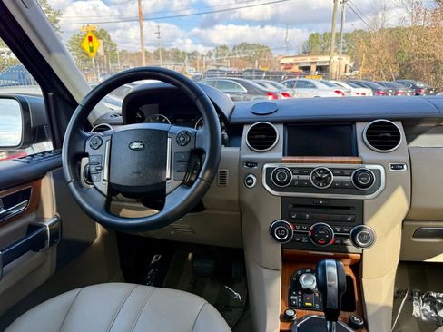Used 2011 Land Rover LR4 HSE image 14
