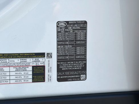 Used 2025 Land Rover Range Rover Long Wheelbase Autobiography AWD/4WD image 43