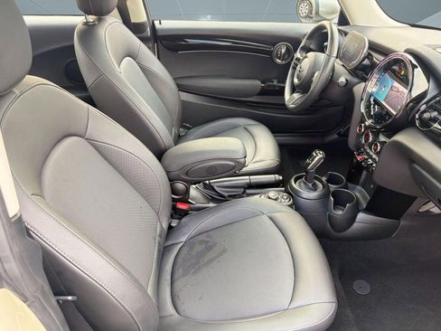 Certified 2023 MINI Cooper 2-Door Hardtop image 30