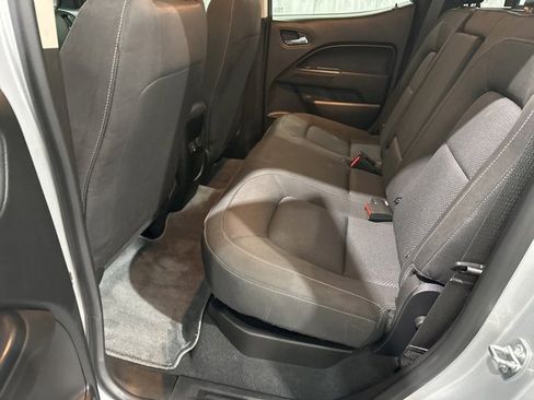 Used 2019 Chevrolet Colorado LT w/ Redline Special Edition image 10