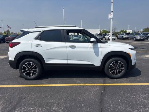 New 2025 Chevrolet TrailBlazer LT image 3