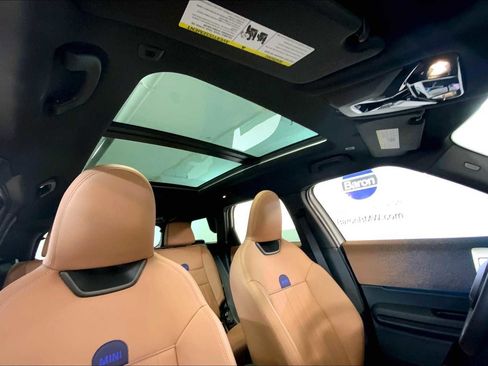 Used 2025 MINI Cooper Countryman SE image 13