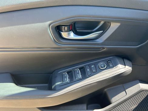 Used 2025 Honda Accord Sport image 14