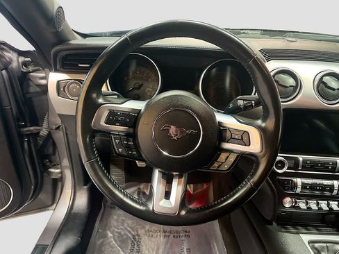 Used 2022 Ford Mustang GT Premium image 11