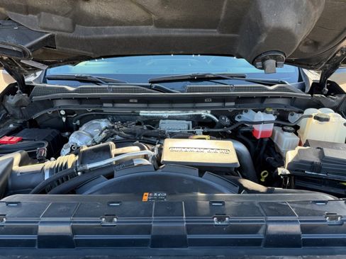 Used 2023 GMC Sierra 2500 AT4 image 37