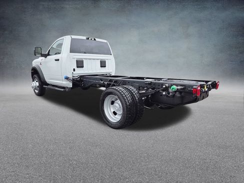 New 2026 RAM 5500 Tradesman AWD/4WD image 7
