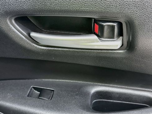 Used 2020 Toyota Corolla LE FWD image 28
