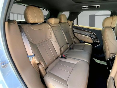 Certified 2023 Land Rover Range Rover Sport SE AWD/4WD image 23