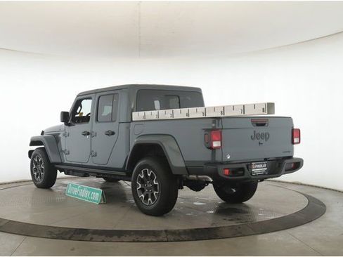 New 2026 Jeep Gladiator Sport image 8