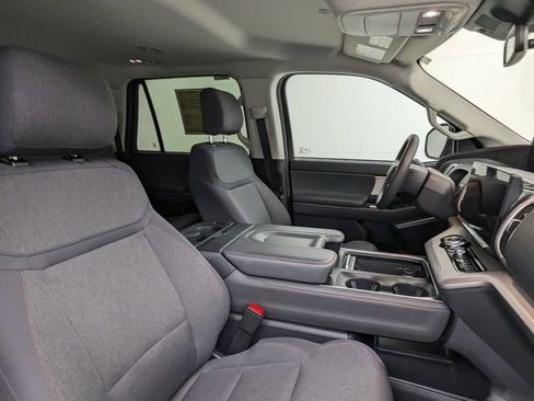 Certified 2025 Ford Expedition Max Active image 39