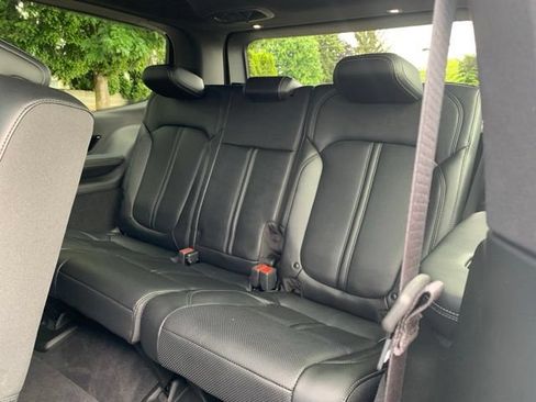 Used 2022 Jeep Grand Wagoneer Series I w/ Flexible Seating Group AWD/4WD image 17