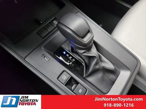 New 2026 Toyota Corolla Cross L image 18