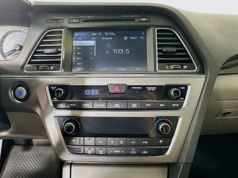 Used 2017 Hyundai Sonata Limited w/ Tech Package 03 image 15