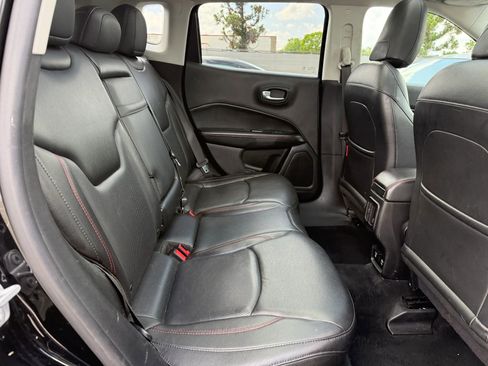 Used 2018 Jeep Compass Trailhawk w/ Leather Interior Group AWD/4WD image 20