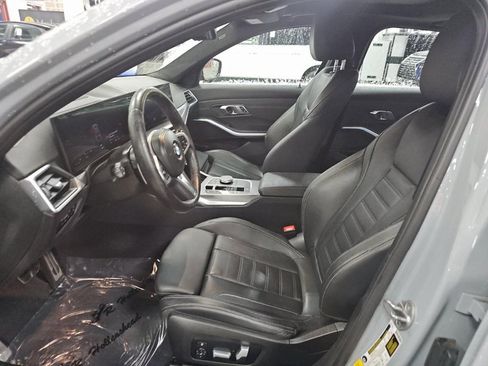 Used 2023 BMW 330i xDrive 330i xDrive M SPORT,NAV,CAM,SU w/ M Sport Package image 4