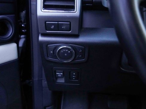 Used 2020 Ford Expedition Platinum image 17