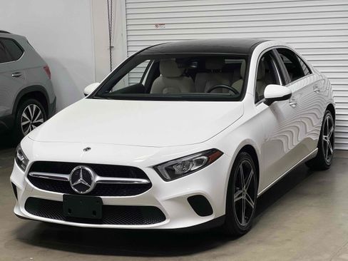 Used 2021 Mercedes-Benz A 220 image 28