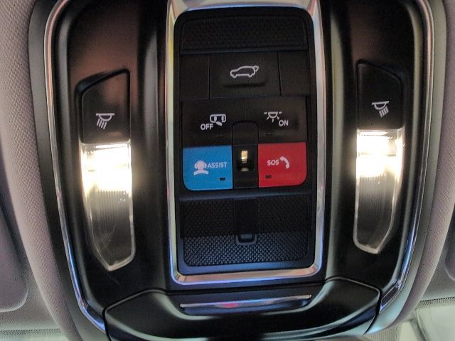 Used 2023 Jeep Grand Cherokee Limited AWD/4WD image 28