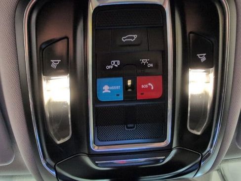 Used 2023 Jeep Grand Cherokee Limited AWD/4WD image 28