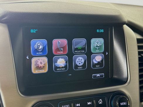 Used 2019 GMC Yukon XL SLT w/ Open Road Package RWD image 16