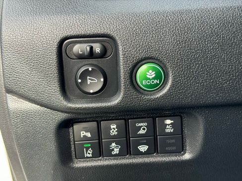 Used 2022 Honda Ridgeline Black Edition image 22