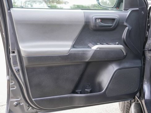 Used 2021 Toyota Tacoma SR5 image 21