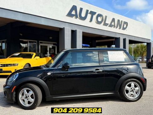 Used 2011 MINI Cooper Hardtop FWD image 4