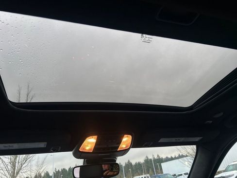 Used 2021 Dodge Durango R/T w/ Tow 'N Go Package image 31