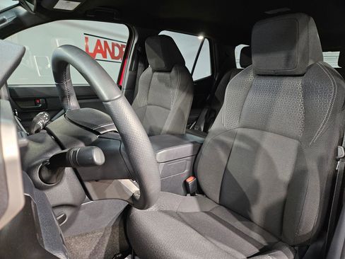 Certified 2025 Toyota 4Runner SR5 AWD/4WD image 24