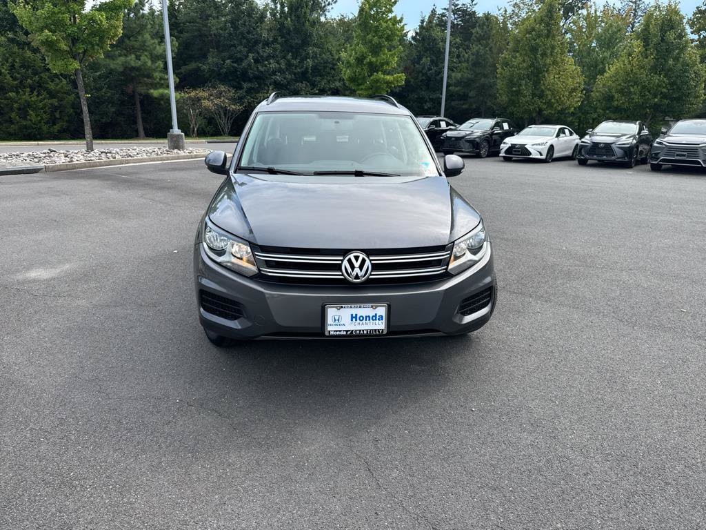 Used 2018 Volkswagen Tiguan Limited AWD/4WD image 2
