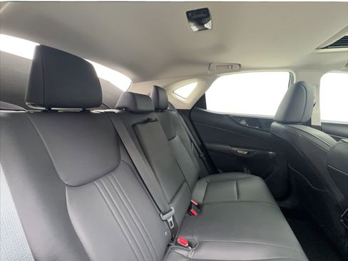 Used 2025 Lexus NX 250 FWD w/ Cold Area Package image 26