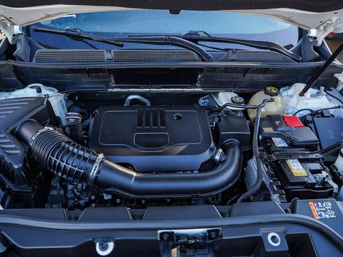 Used 2022 GMC Acadia SLE image 23