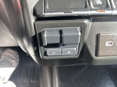 Used 2022 Chevrolet Silverado 1500 W/T w/ WT Fleet Convenience Package image 23