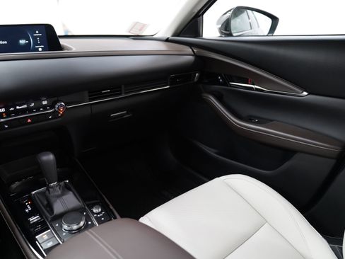 Used 2025 MAZDA CX-30 2.5 Turbo w/ Premium Plus Pkg image 14