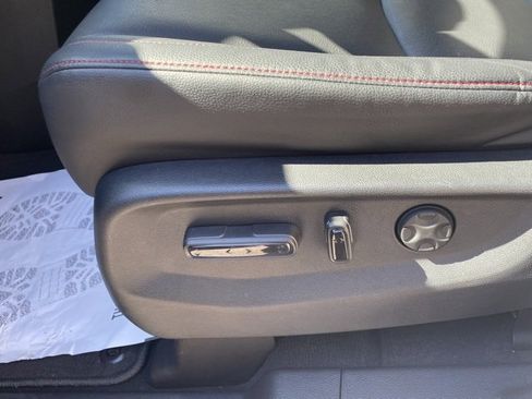 Certified 2024 Honda Odyssey Sport image 17