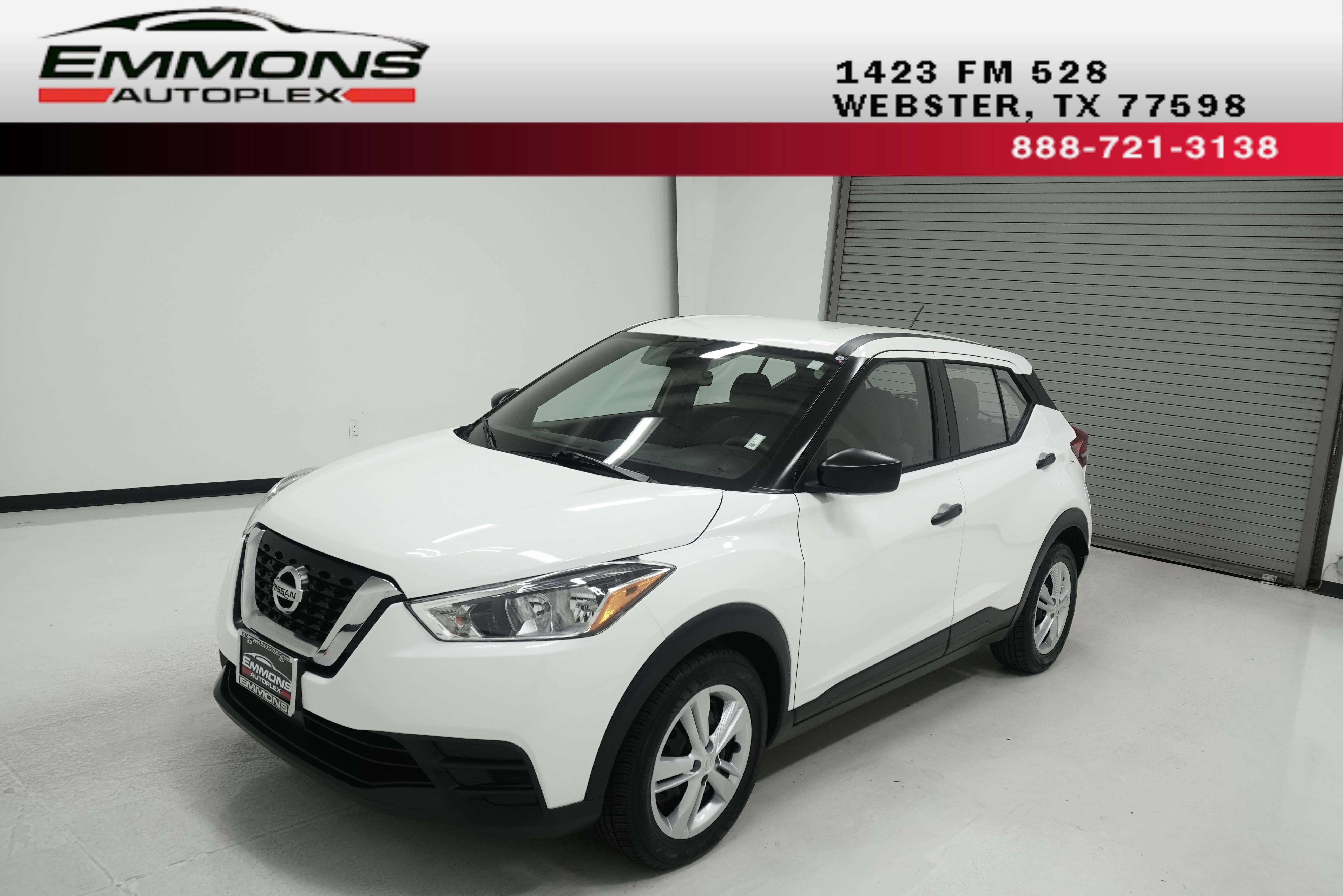 Used 2020 Nissan Kicks S FWD image 1