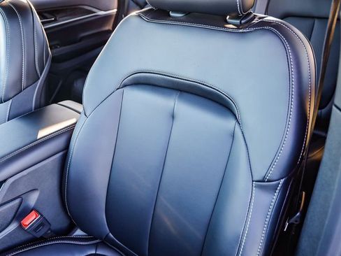 New 2025 Jeep Grand Cherokee Limited w/ Black Appearance Package image 25