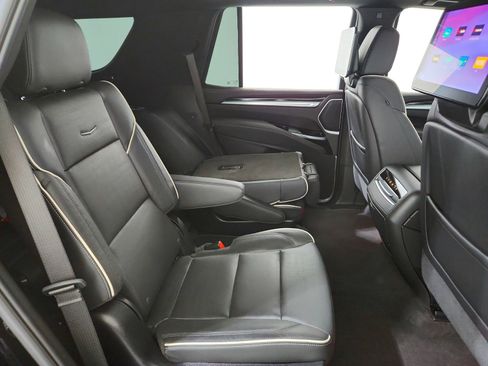 Used 2025 Cadillac Escalade Premium Luxury w/ Touring Package image 26