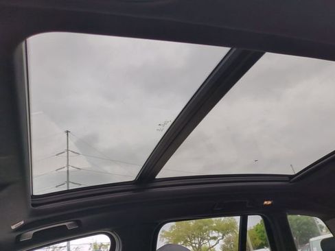 Used 2021 BMW X3 sDrive30i w/ Premium Package image 23