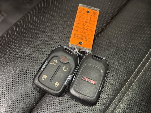 Used 2022 GMC Acadia Denali image 45