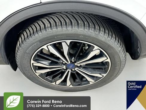 Used 2022 Ford Escape SE w/ SE Sport Appearance Package AWD/4WD image 33