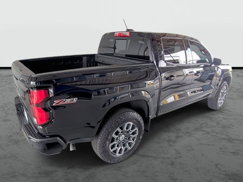 Used 2023 Chevrolet Colorado Z71 w/ Z71 Convenience Package 2 image 14