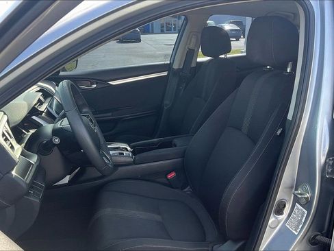 Used 2018 Honda Civic EX image 5