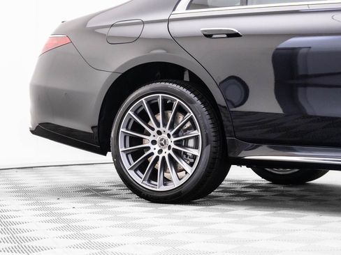 New 2026 Mercedes-Benz S 580 4MATIC Sedan image 34