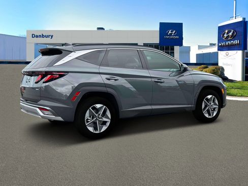 New 2026 Hyundai Tucson SEL image 8