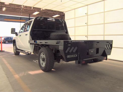 Used 2023 Chevrolet Silverado 2500 W/T w/ WT Fleet Convenience Package image 7