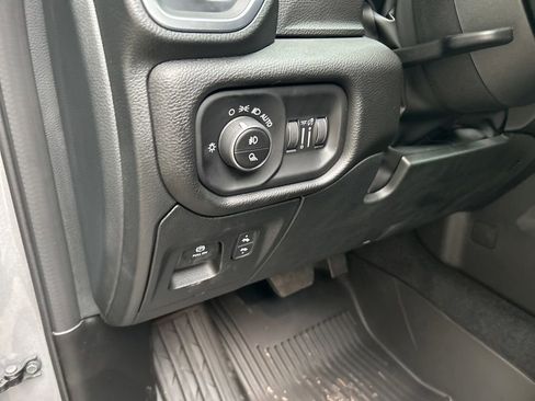 Used 2025 RAM 1500 Big Horn image 36
