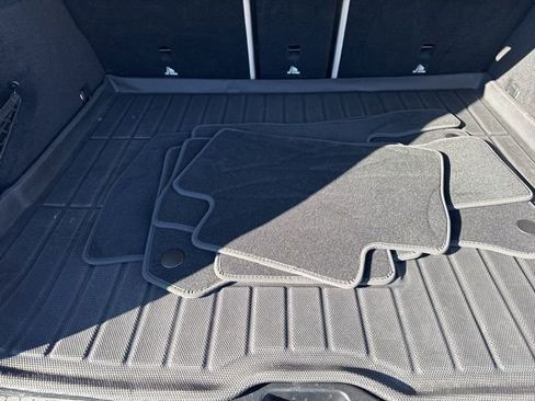 Used 2022 Mercedes-Benz GLC 300 4MATIC image 35