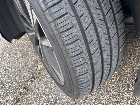 Used 2017 Honda Accord EX-L image 2